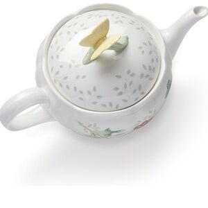Butterfly Meadow teapot / Lennox